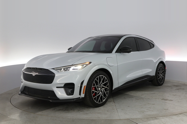 2022 Ford Mustang Mach-E