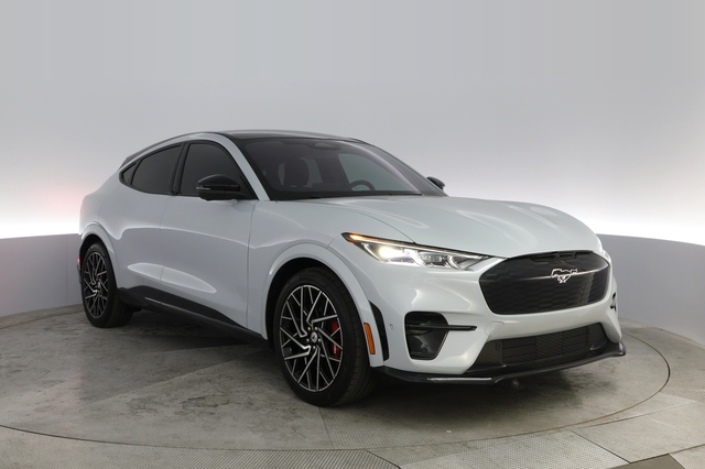 2022 Ford Mustang Mach-E