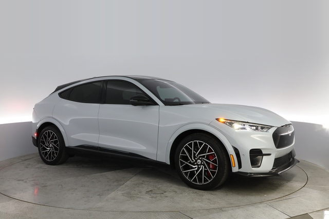 2022 Ford Mustang Mach-E