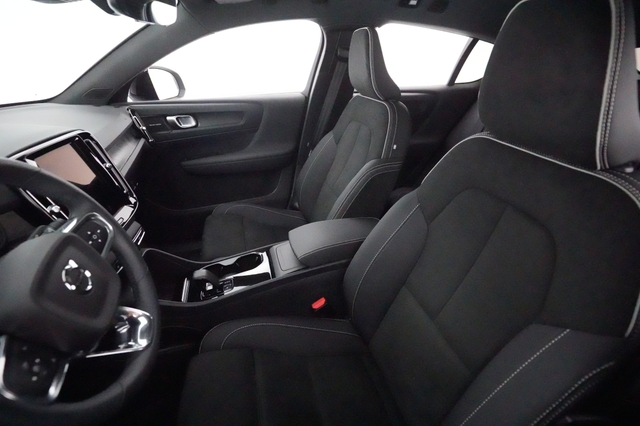 2023 Volvo C40 Recharge