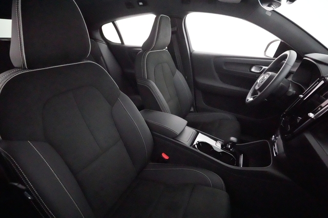 2023 Volvo C40 Recharge