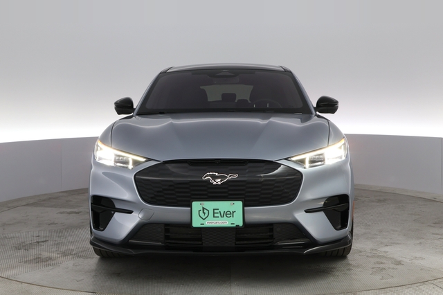 2022 Ford Mustang Mach-E