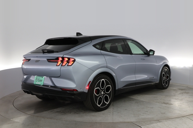 2022 Ford Mustang Mach-E