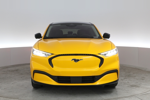 2022 Ford Mustang Mach-E