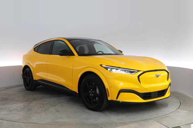 2022 Ford Mustang Mach-E