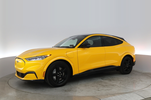 2022 Ford Mustang Mach-E