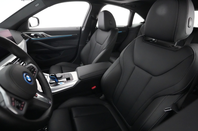 2022 BMW i4
