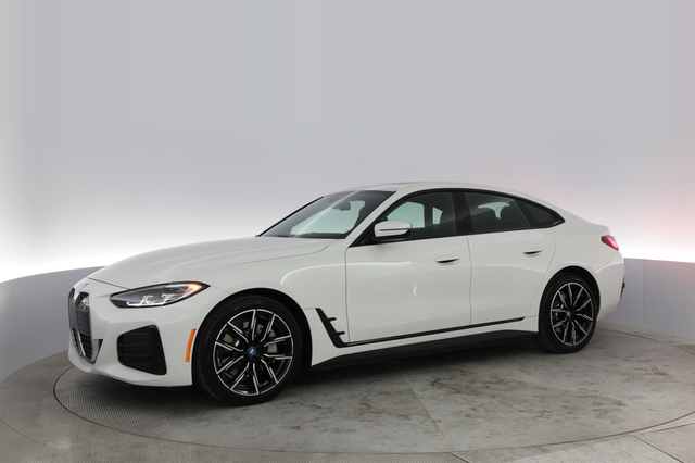 2022 BMW i4