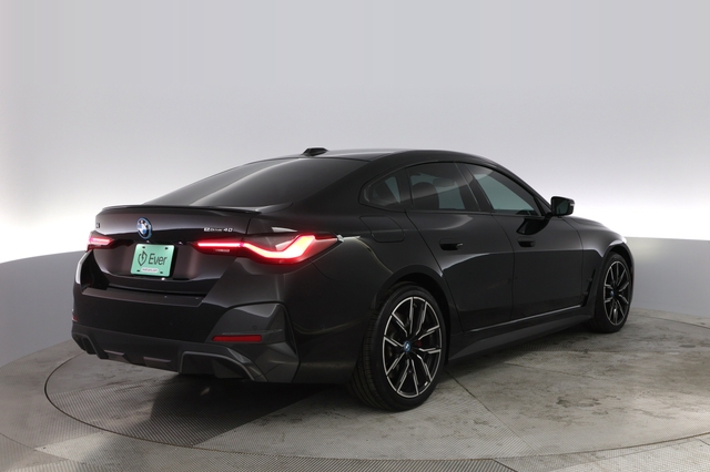 2023 BMW i4
