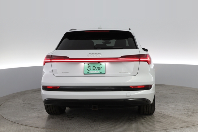 2021 Audi e-tron