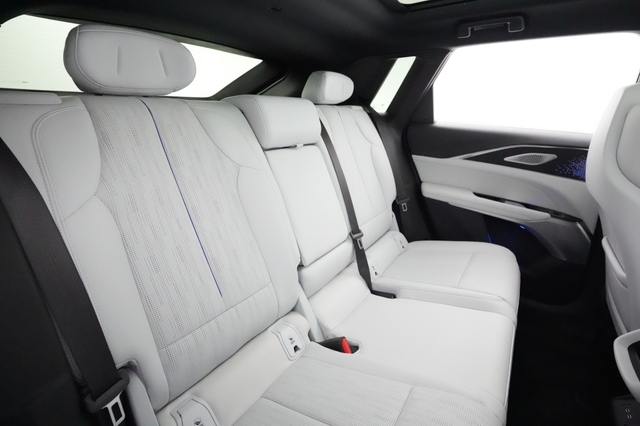 2023 Cadillac LYRIQ