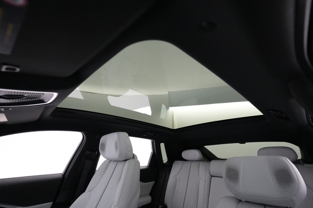 2023 Cadillac LYRIQ