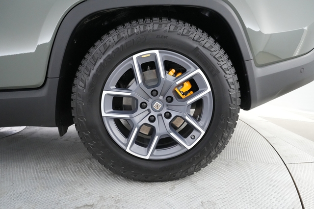 2022 Rivian R1T