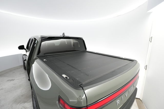 2022 Rivian R1T