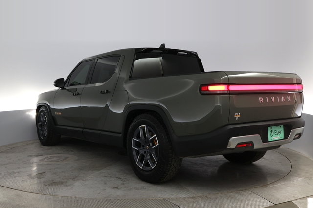 2022 Rivian R1T