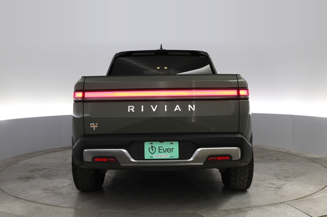 2022 Rivian R1T