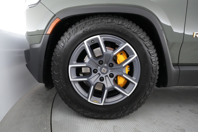 2022 Rivian R1T