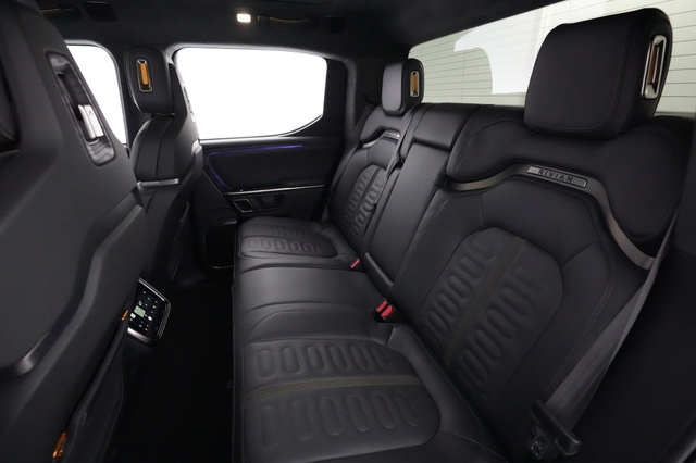 2022 Rivian R1T
