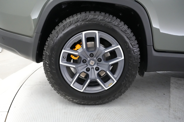 2022 Rivian R1T