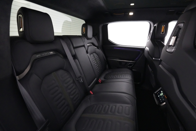 2022 Rivian R1T