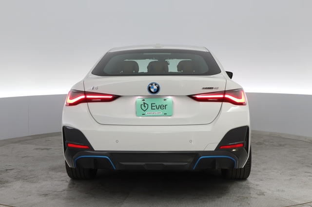 2022 BMW i4