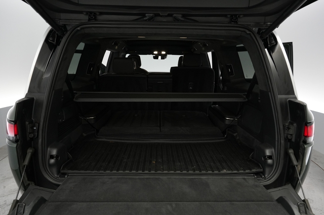 2024 Rivian R1S