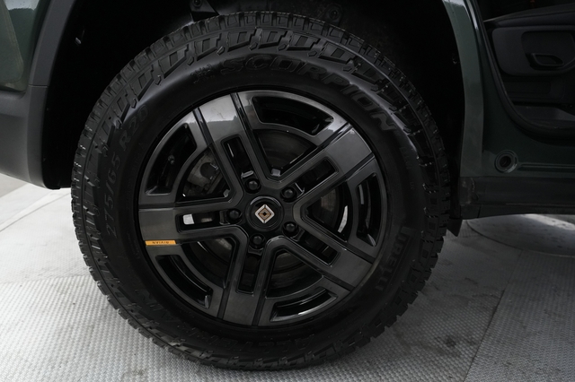 2024 Rivian R1S