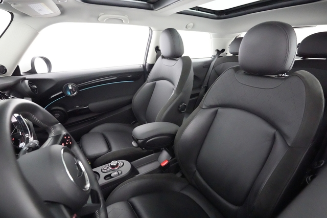 2023 MINI Cooper SE
