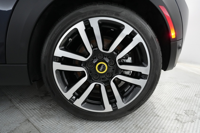 2023 MINI Cooper SE
