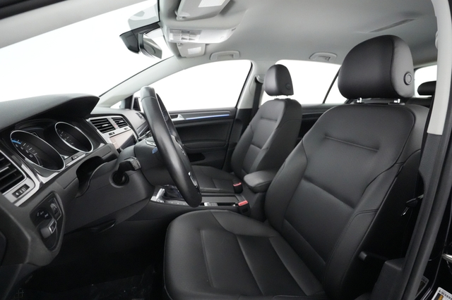2017 Volkswagen e-Golf