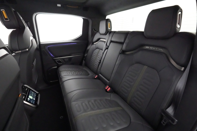 2024 Rivian R1T