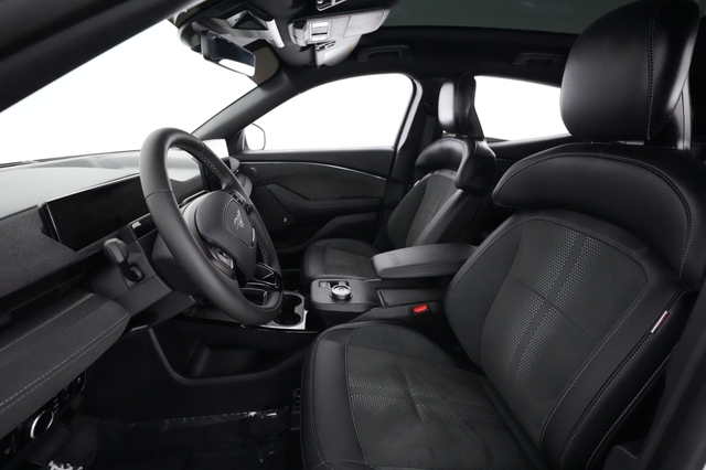 2023 Ford Mustang Mach-E