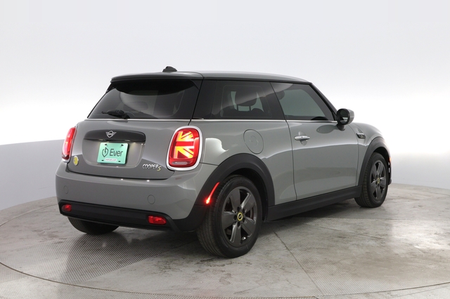 2022 MINI Cooper SE