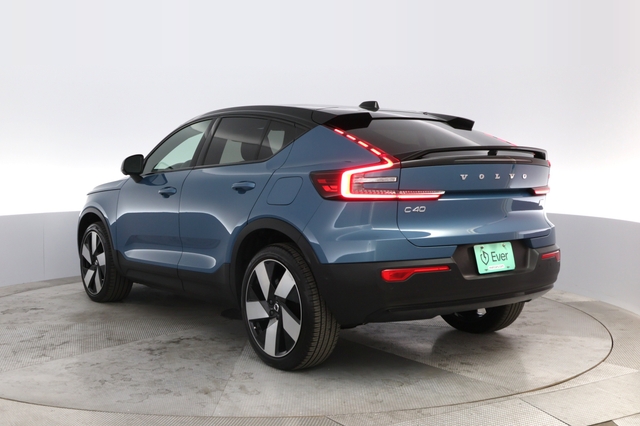 2022 Volvo C40 Recharge