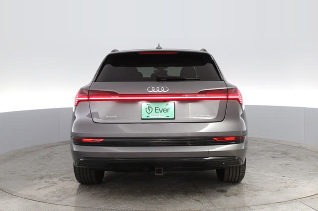 2021 Audi e-tron