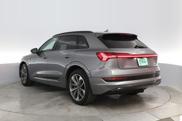 2021 Audi e-tron