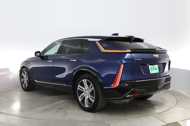 2024 Cadillac Lyriq