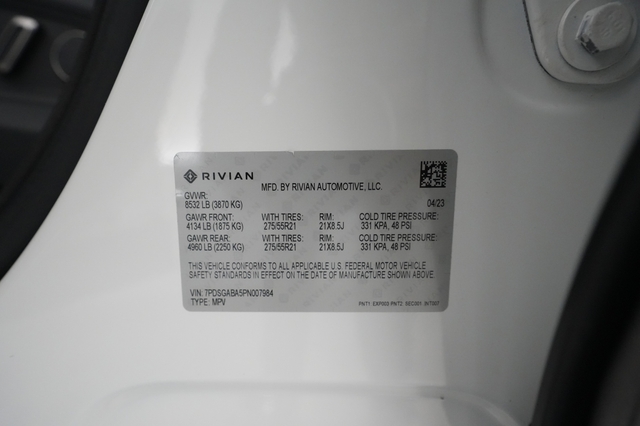 2023 Rivian R1S