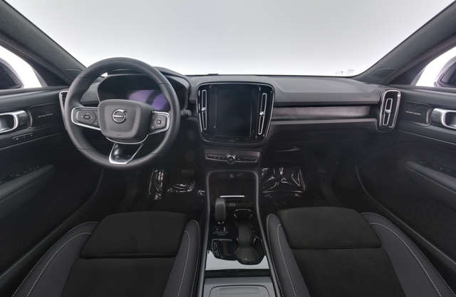 2023 Volvo C40 Recharge