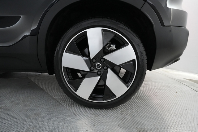 2023 Volvo C40 Recharge