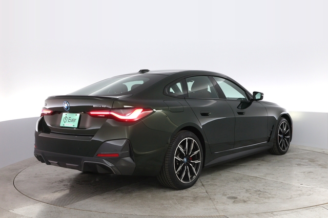 2024 BMW i4
