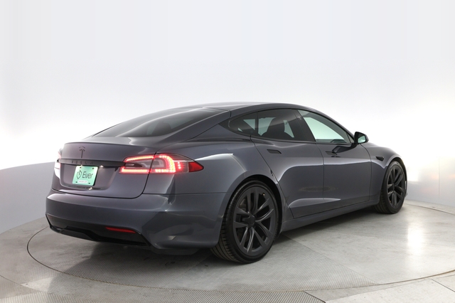 2022 Tesla Model S
