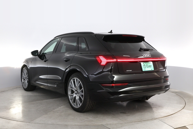 2021 Audi e-tron