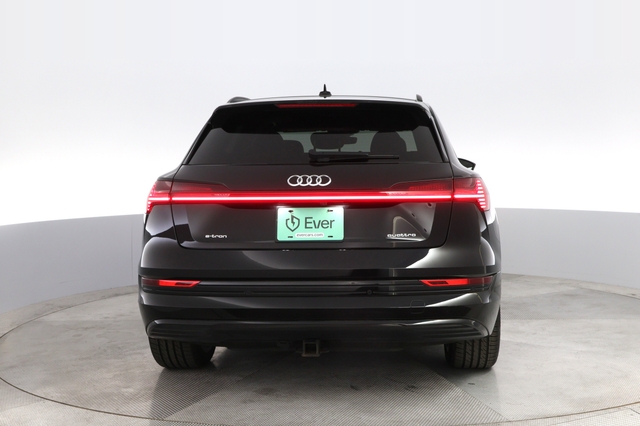 2021 Audi e-tron