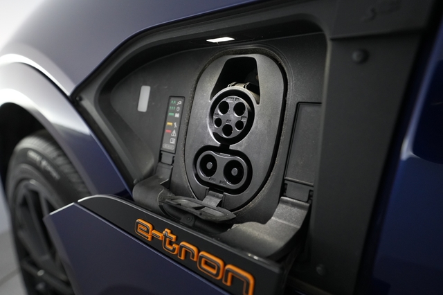 2022 Audi e-tron