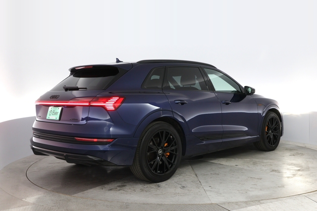 2022 Audi e-tron