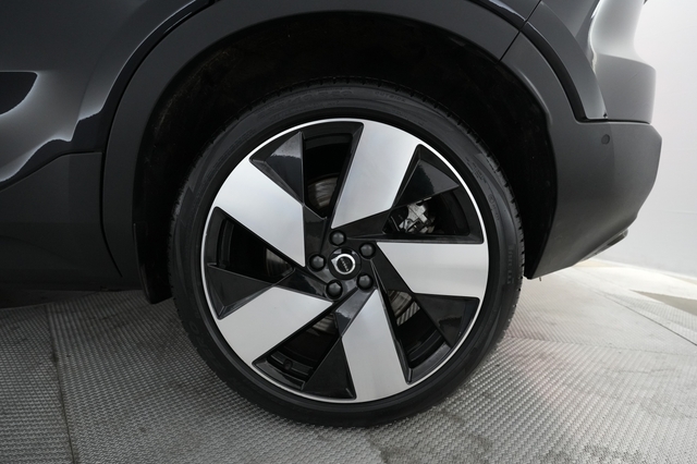 2024 Volvo C40 Recharge