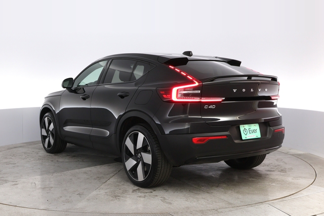 2024 Volvo C40 Recharge