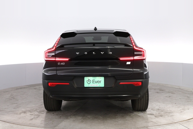 2024 Volvo C40 Recharge