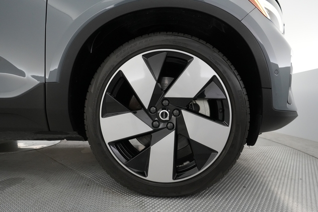 2023 Volvo C40 Recharge